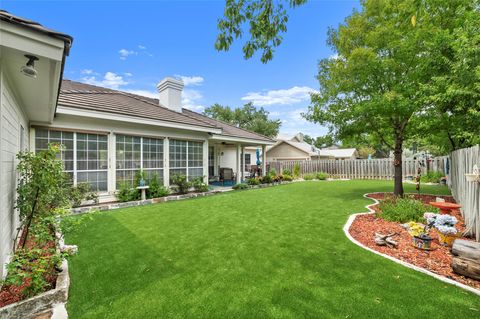 Tiny photo for 119 Crest VW, Lakeway, TX 78734 (MLS # 6683280)