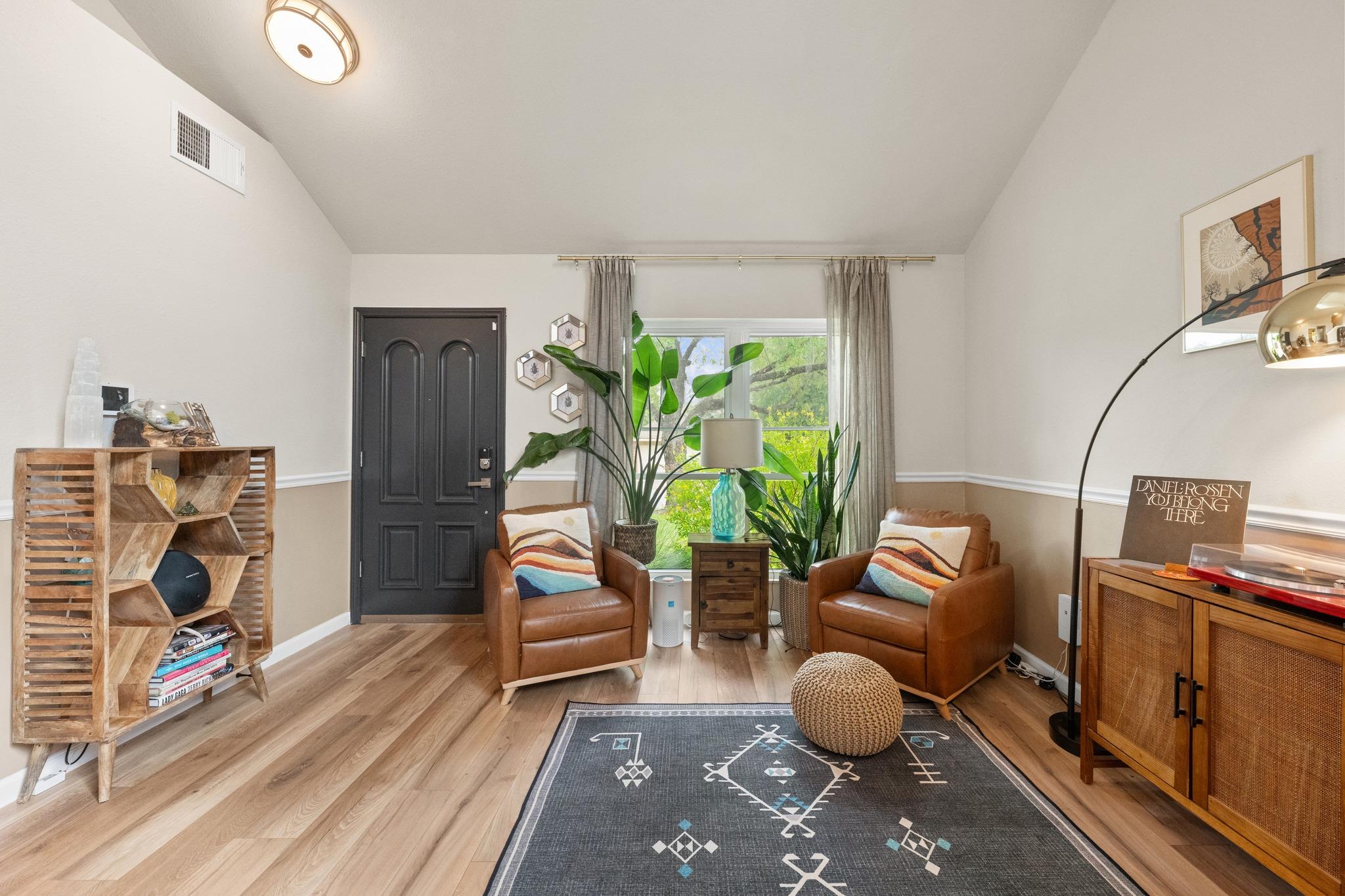 11112 Whiskey River DR