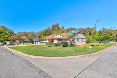 Tiny photo for 7210 Meadowood DR, Austin, TX 78723 (MLS # 8149326)
