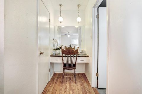 Tiny photo for 7210 Meadowood DR, Austin, TX 78723 (MLS # 8149326)