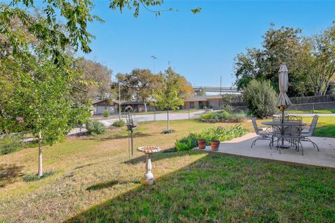 Tiny photo for 7210 Meadowood DR, Austin, TX 78723 (MLS # 8149326)