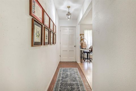 Tiny photo for 7210 Meadowood DR, Austin, TX 78723 (MLS # 8149326)