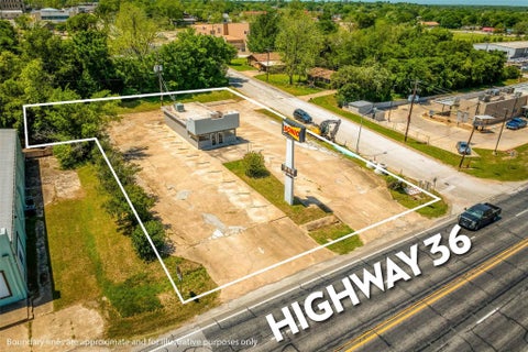 Photo of 310 State Highway 36 S Highway S, Caldwell, TX 77836 (MLS # 5984932)
