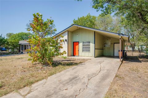 Photo of 5900 Glen Meadow DR, Austin, TX 78745 (MLS # 5546123)