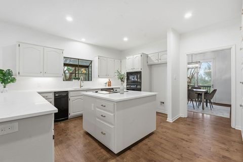 Tiny photo for 102 Laura LN, Austin, TX 78746 (MLS # 8306774)
