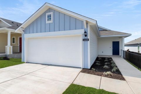 Photo of 11600 Domenico CV, Austin, TX 78747 (MLS # 4249025)