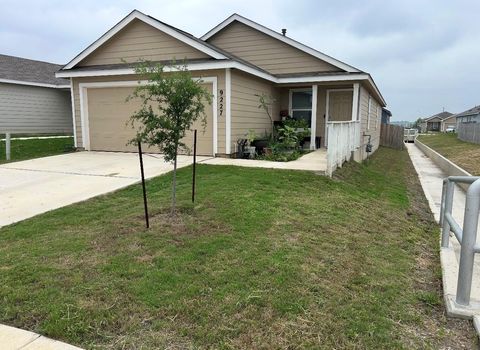 Photo of 9227 Honey Mesquite, Seguin, TX 78155 (MLS # 6778412)
