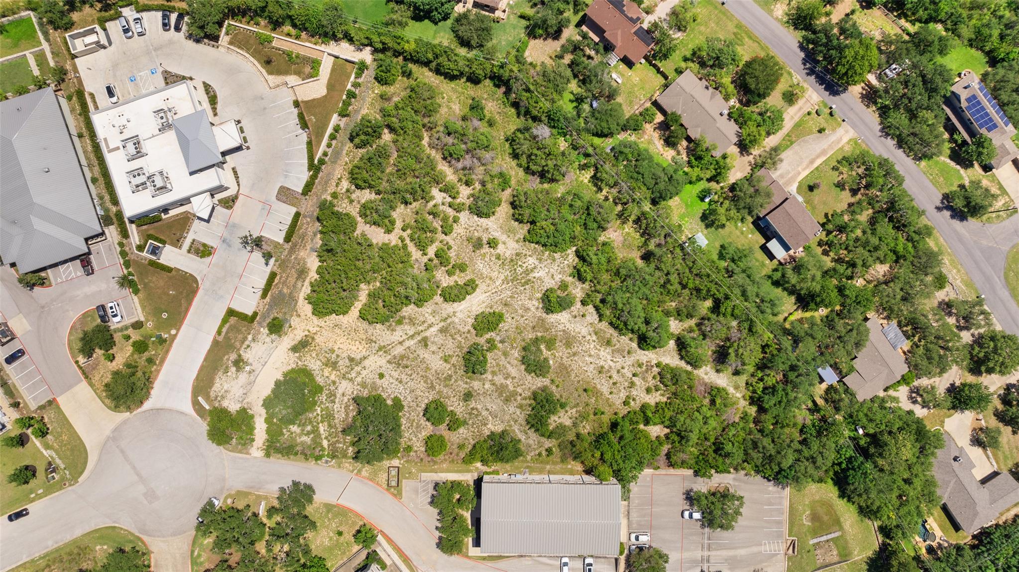 8 Lakeway Centre CT