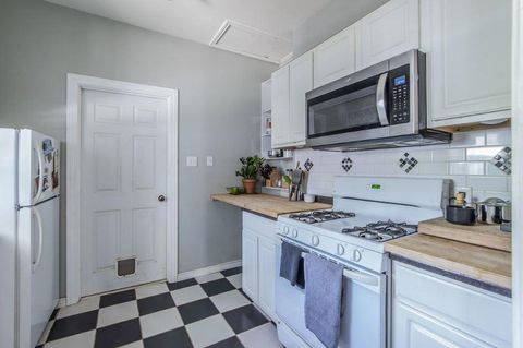 Tiny photo for 1220 Taylor ST, Austin, TX 78702 (MLS # 8078972)