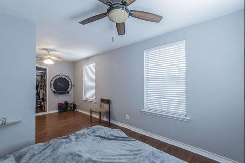Tiny photo for 1220 Taylor ST, Austin, TX 78702 (MLS # 8078972)
