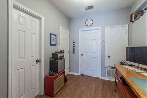 Tiny photo for 1220 Taylor ST, Austin, TX 78702 (MLS # 8078972)