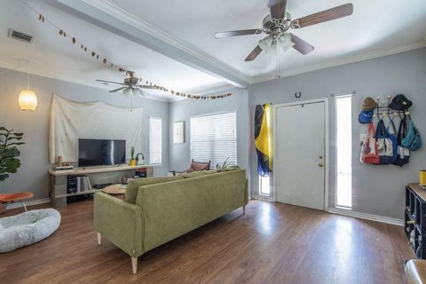 Tiny photo for 1220 Taylor ST, Austin, TX 78702 (MLS # 8078972)