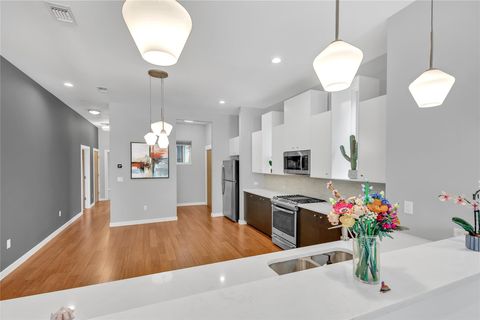 Tiny photo for 1518 Parker LN #B, Austin, TX 78741 (MLS # 3488457)