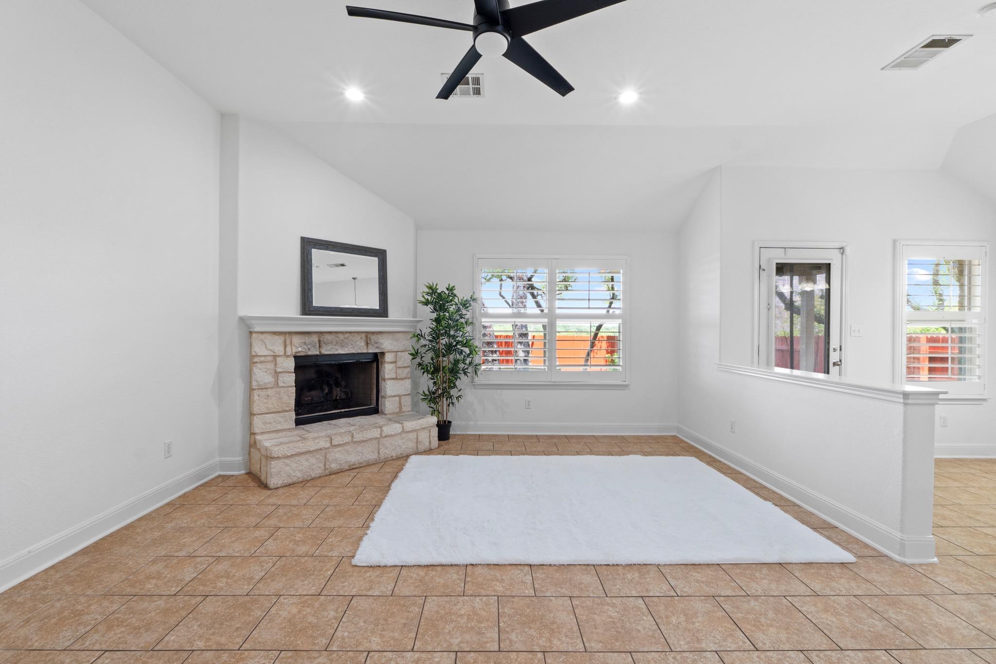 700 Walsh Hill TRL