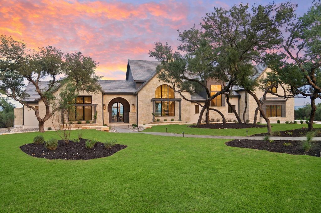 Photo of 1149 Canyon Crossing View, Dripping Springs, TX 78620 (MLS # 8979136)