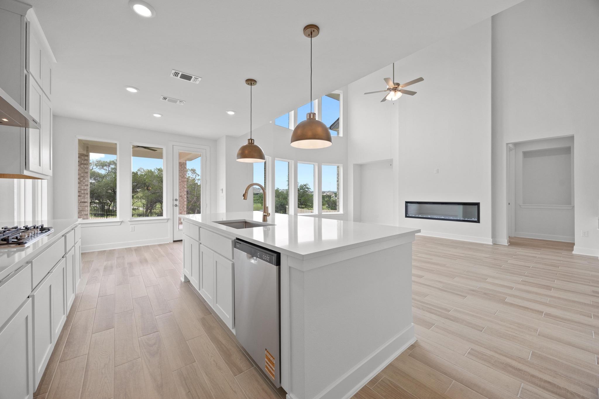 7413 Desert Needle DR