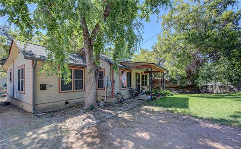 Tiny photo for 3205 Menchaca RD, Austin, TX 78704 (MLS # 1725706)