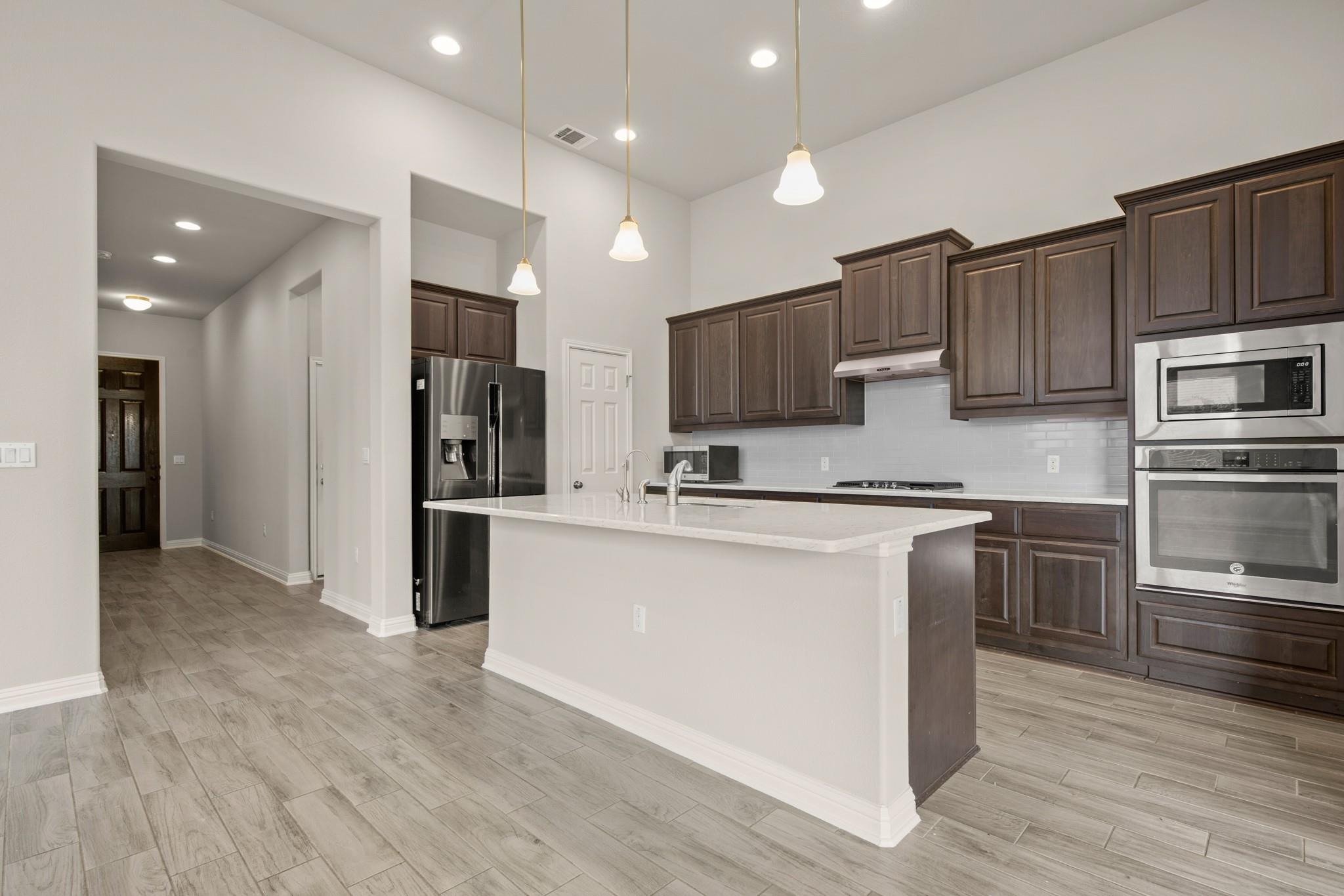 5212 Mandevilla DR