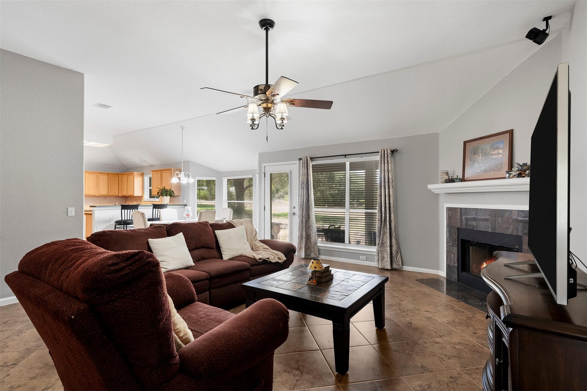 284 Honeycomb CIR