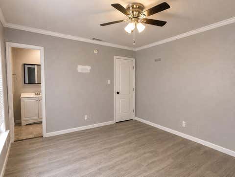 Tiny photo for 5610 Tallow Tree DR, Austin, TX 78744 (MLS # 2514307)