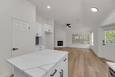 Tiny photo for 1108 Pecan Creek DR, Pflugerville, TX 78660 (MLS # 3232681)