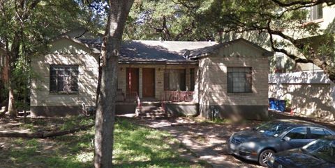 Photo of 915 Keith LN #102, Austin, TX 78705 (MLS # 3422403)