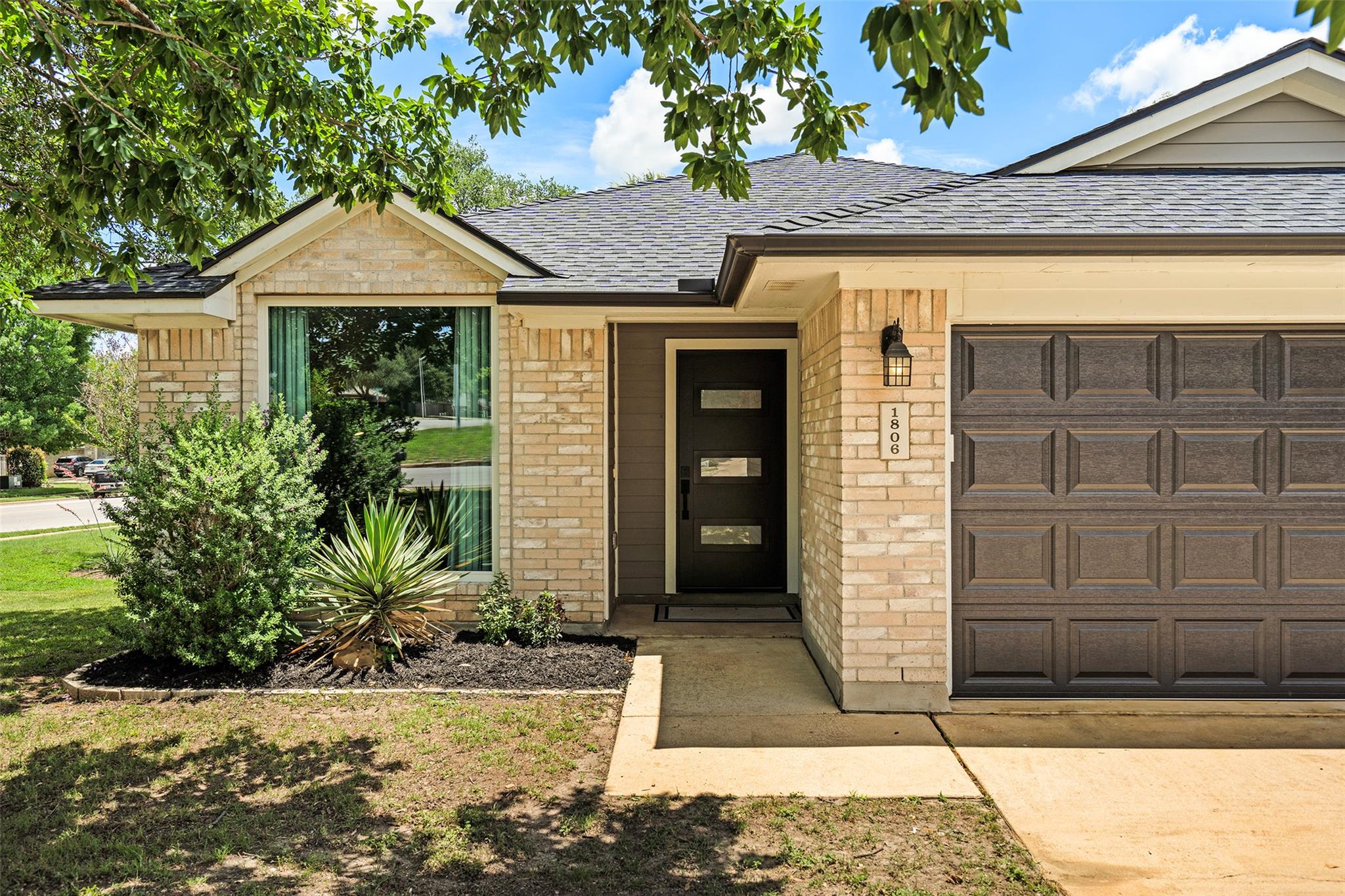 1806 Timberwood DR