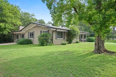 Photo of 4702 Lasso PATH, Austin, TX 78745 (MLS # 9615982)