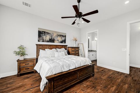 Tiny photo for 18502 Venture DR, Point Venture, TX 78645 (MLS # 2874730)