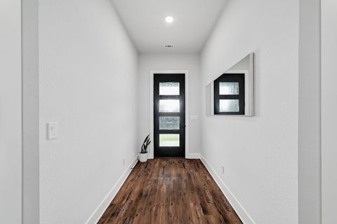 Tiny photo for 18502 Venture DR, Point Venture, TX 78645 (MLS # 2874730)