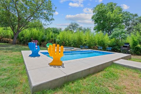 Tiny photo for 13205 Onion Creek DR, Manchaca, TX 78652 (MLS # 9003524)