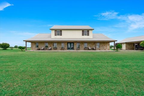 Photo of 400 Little El Paso RD, Martindale, TX 78655 (MLS # 9306001)