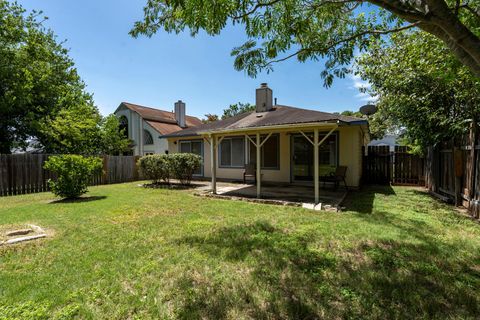 Tiny photo for 808 Minturn LN, Austin, TX 78748 (MLS # 8399190)