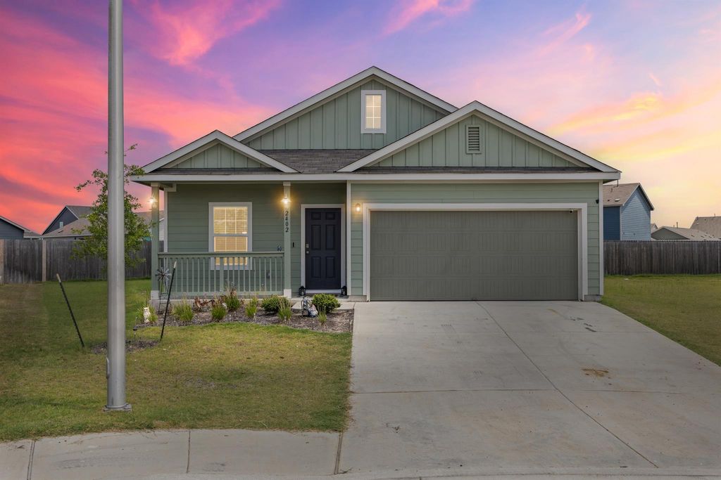 Photo of 2402 Sunray CT, Lockhart, TX 78644 (MLS # 5333982)