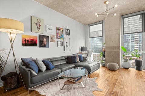 Tiny photo for 360 Nueces ST #1306, Austin, TX 78701 (MLS # 6432060)