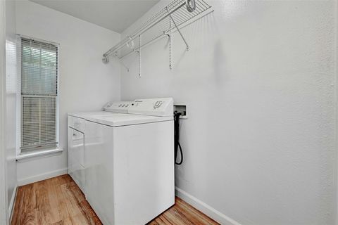 Tiny photo for 1200 Walnut Ave, Austin, TX 78702 (MLS # 6470321)