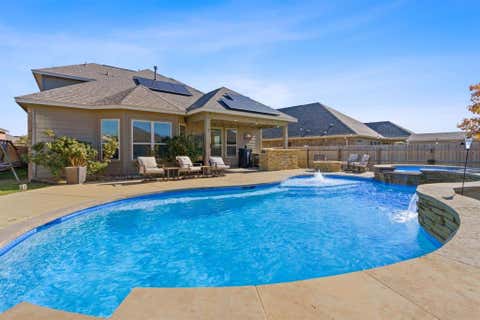 Photo of 309 Simmental LOOP, Hutto, TX 78634 (MLS # 3707693)