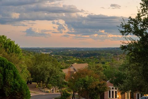 5913 Doone Valley CT Austin TX 78731