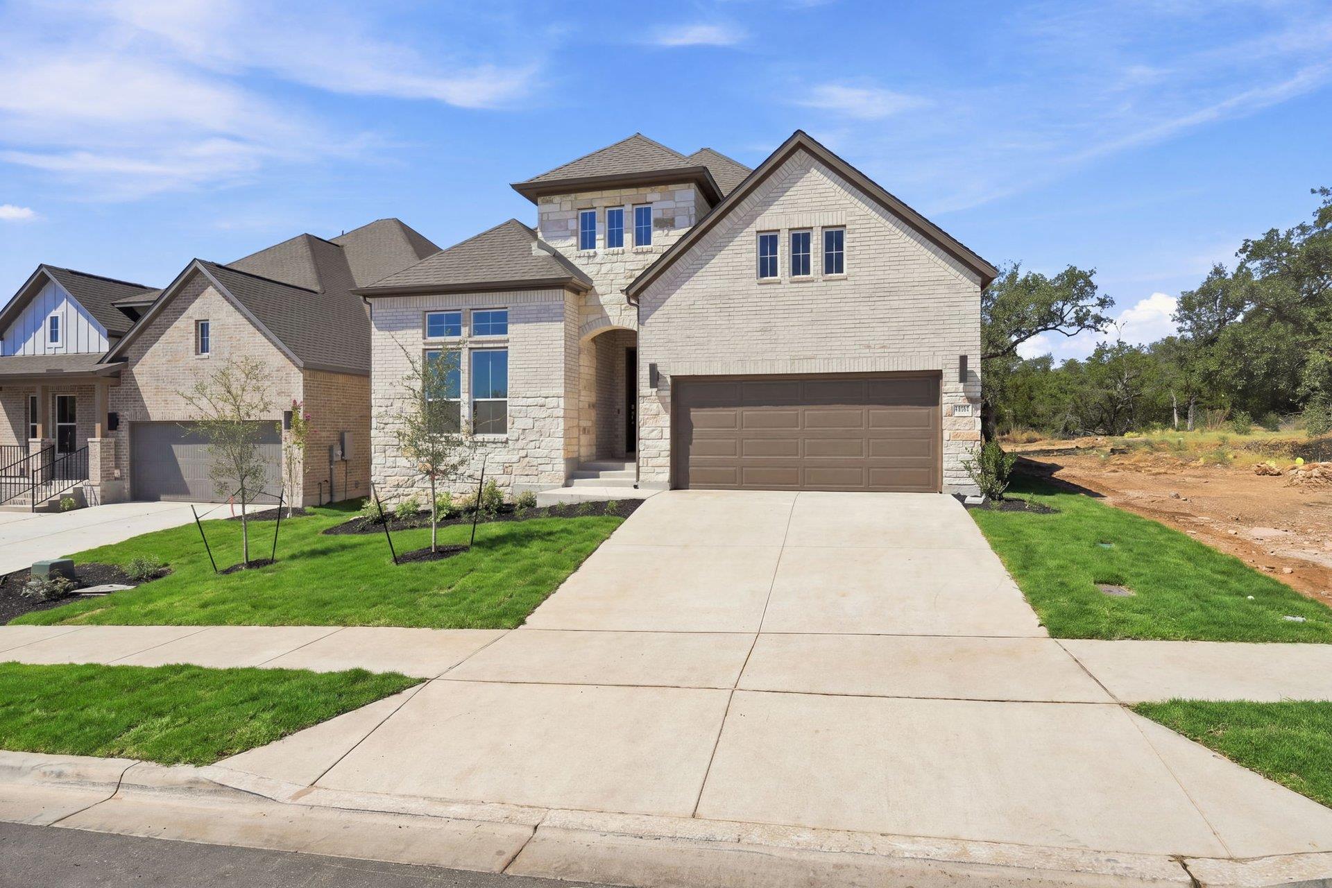 1418 Blue Moon DR