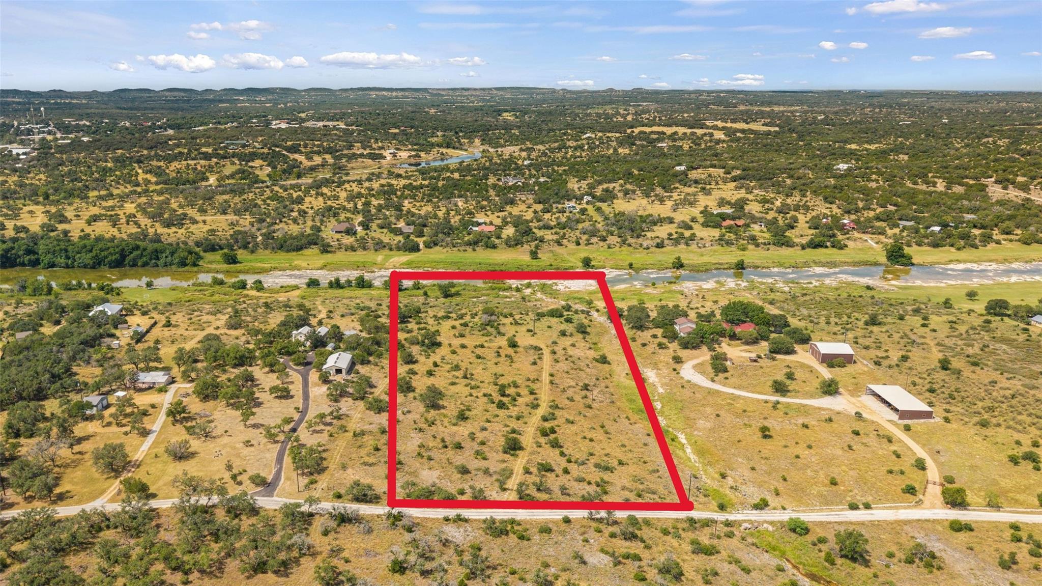 135 River View DR