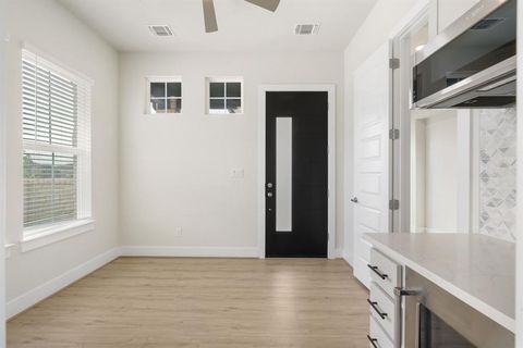 Tiny photo for 504 Tomichi TRL, Austin, TX 78738 (MLS # 1808513)