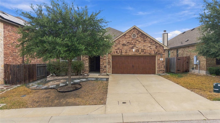 Photo 1 of 40 — 640 Landon Samuel LOOP, Pflugerville, TX 78660