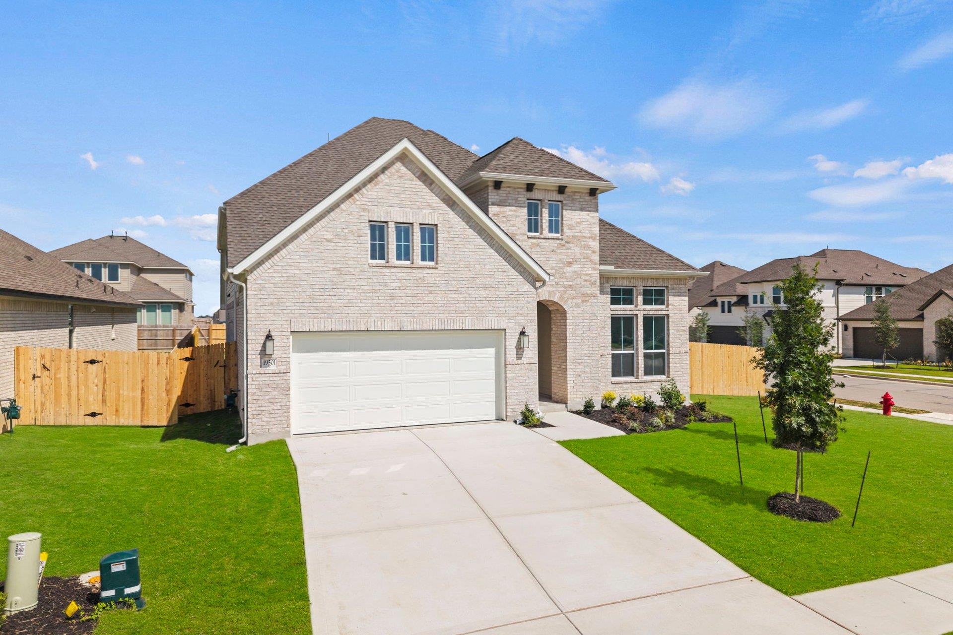 19501 Erna DR