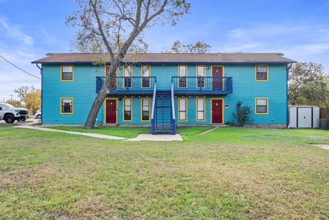 202 W Wheeler ST Manor TX 78653