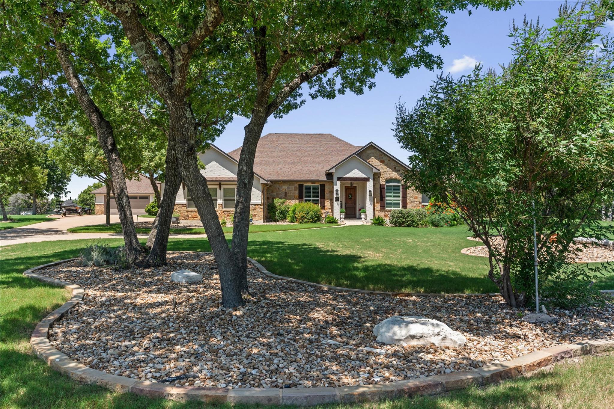 152 Whitney Woods CIR