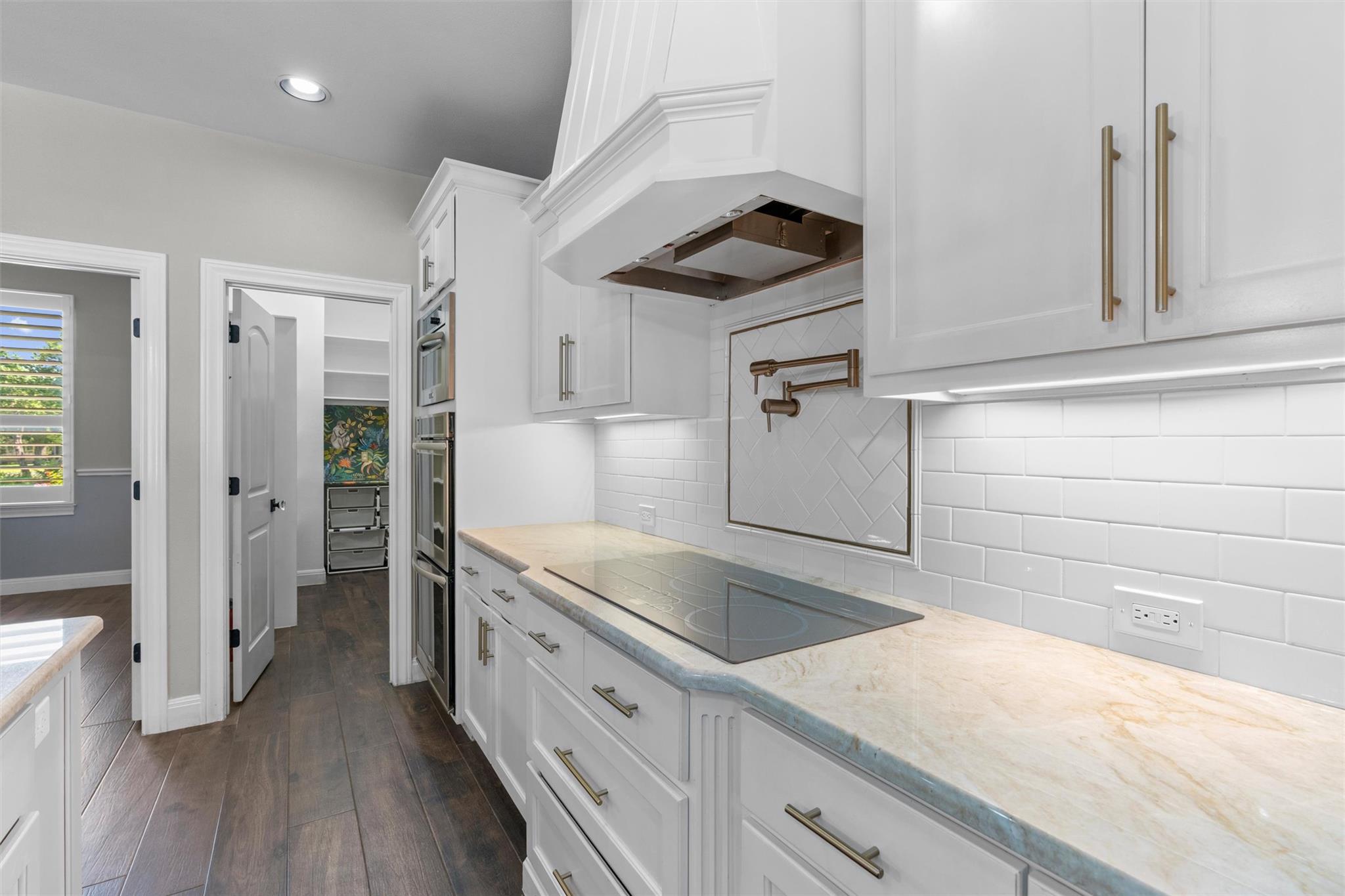 152 Whitney Woods CIR