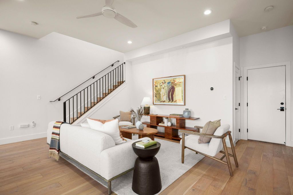 Photo of 2205 Thornton RD #A, Austin, TX 78704 (MLS # 7326155)