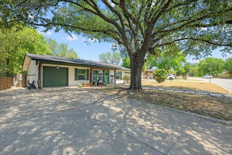 Tiny photo for 1900 Ohlen RD, Austin, TX 78757 (MLS # 9761481)