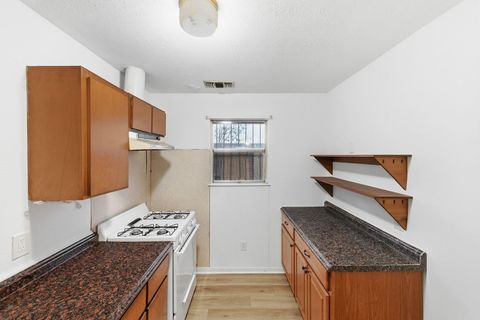 Tiny photo for 405 Montopolis DR, Austin, TX 78741 (MLS # 8267980)