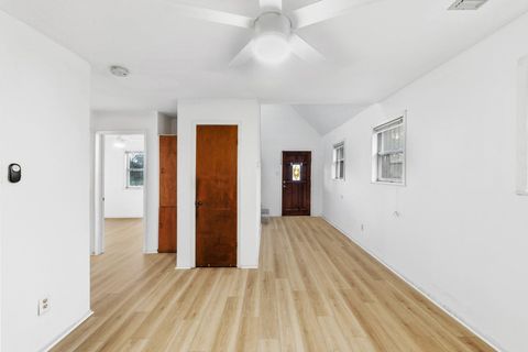 Tiny photo for 405 Montopolis DR, Austin, TX 78741 (MLS # 8267980)